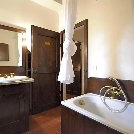 Spacious Tuscan Cortona