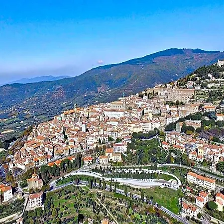 Hotel Spacious Tuscan