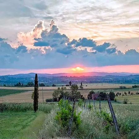 Spacious Tuscan Cortona